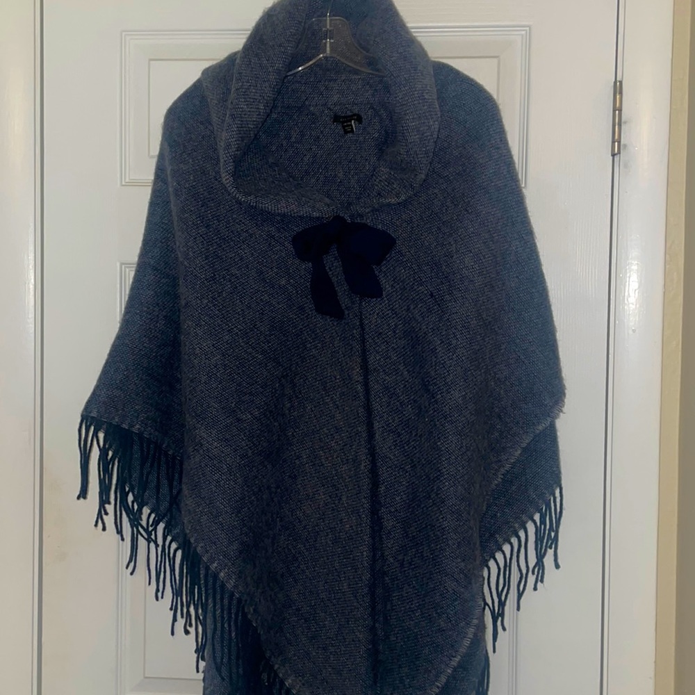 Ann Taylor Cape. One Size - fits most.